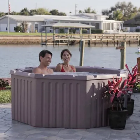 Aqualife by Strong Spas Invi Hot Tub 5-Person LED Lighting Millstone