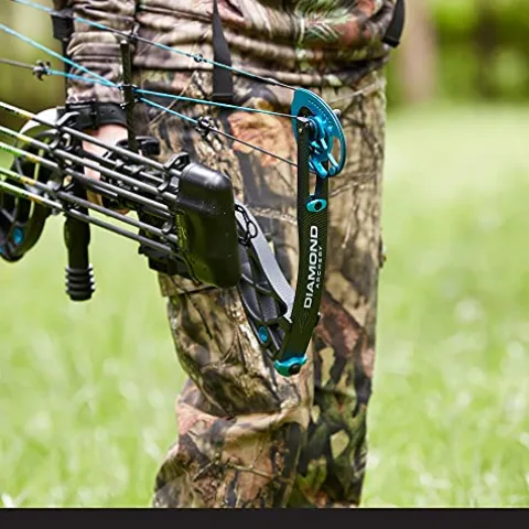 Diamond Archery Carbon Knockout Compound Bow – 50 lbs Right Hand Carbon