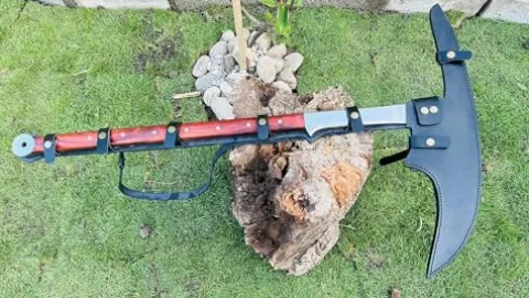 EGKH Custom Axe with Long Handle and Carbon Steel Blade Silver