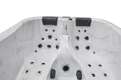 Generic Largo 3-Person Lounger Hot Tub with Ozone