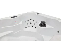 Generic Regal 4 Person Deluxe Outdoor Spa