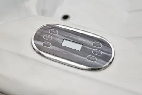 Generic Regal 4 Person Deluxe Outdoor Spa