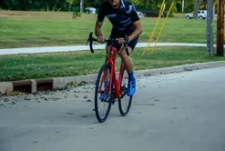 HEAD Pava 22 Speed Aluminum Road Bicycle with Carbon Fork Red