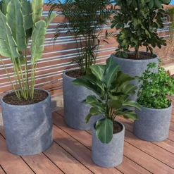 LeisureMod Tundra 5-Piece Fiberstone and MGO Clay Planter Set Aged Concrete