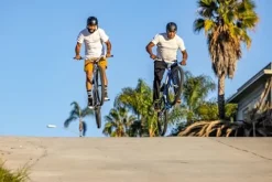 Mongoose Hooligan AL Adult BMX Bike 29×3-Inch Wheels Aluminum Frame Green