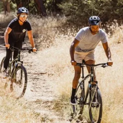 Mongoose Montana Sport Mountain Bike 21-Speed 27.5″ Black