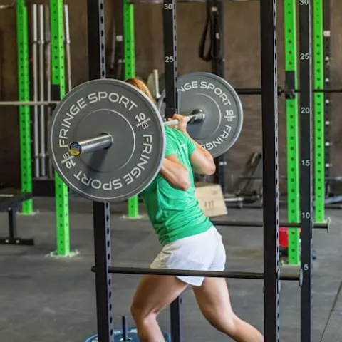 OneFitWonder Bumper Plate Set – Virgin Rubber w/ Steel Insert – Low Odor + Dead Bounce – Crossfit, Olympic Weightlifting, & Strength Training – 260 lbs