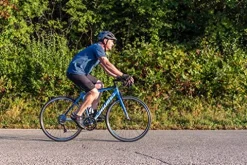 Schwinn Fastback AL Claris Road Bike Blue