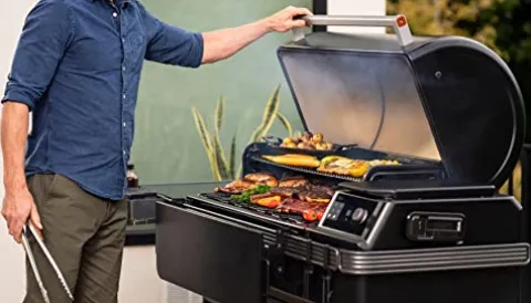 Traeger Ironwood XL Electric Wood Pellet Grill and Smoker Black