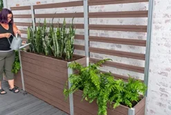 Vita Urbana 11-Foot Embossed Vinyl Parklette Planter Combo with Trellis Espresso Brown