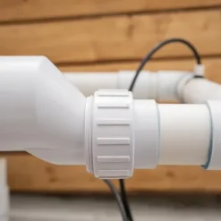 XtremepowerUS Universal 25 Saltwater Chlorinator System with 25k-Gallon Flow Switch Salt Cell Bundle White