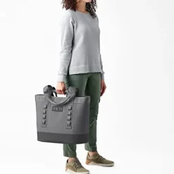 YETI Camino 35 Carryall Harvest Red