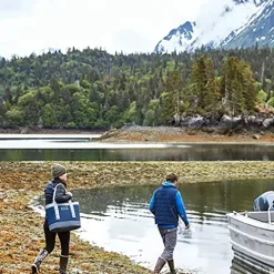 YETI Camino 35 Carryall Harvest Red