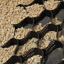 ZoyrA 6x10m Geogrid for Road and Garden Edging H-10cm